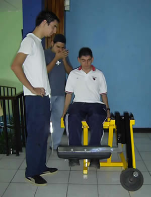 Proyecto - Terapia Física - Asohemo - UCR - 2005 - Gimnasio